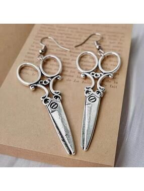 New Unique Adorable Vintage Scissor Earrings